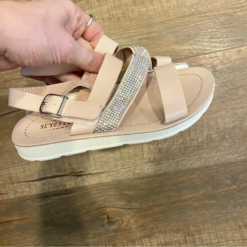 Seychelles Pink Sparkle Sandals
